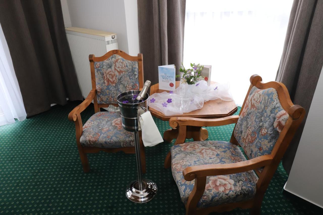 Panoramahotel & Restaurant Am Marienturm Рудольштадт Экстерьер фото