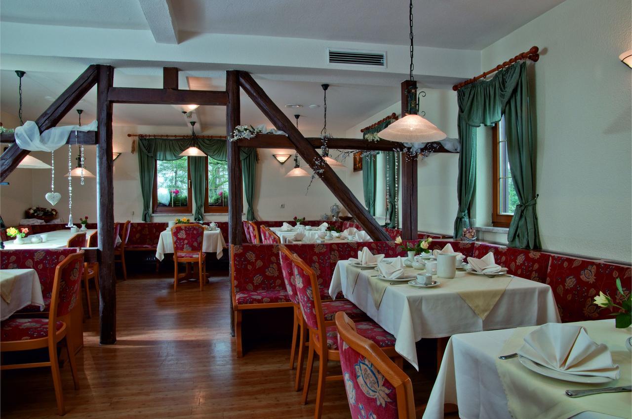 Panoramahotel & Restaurant Am Marienturm Рудольштадт Экстерьер фото